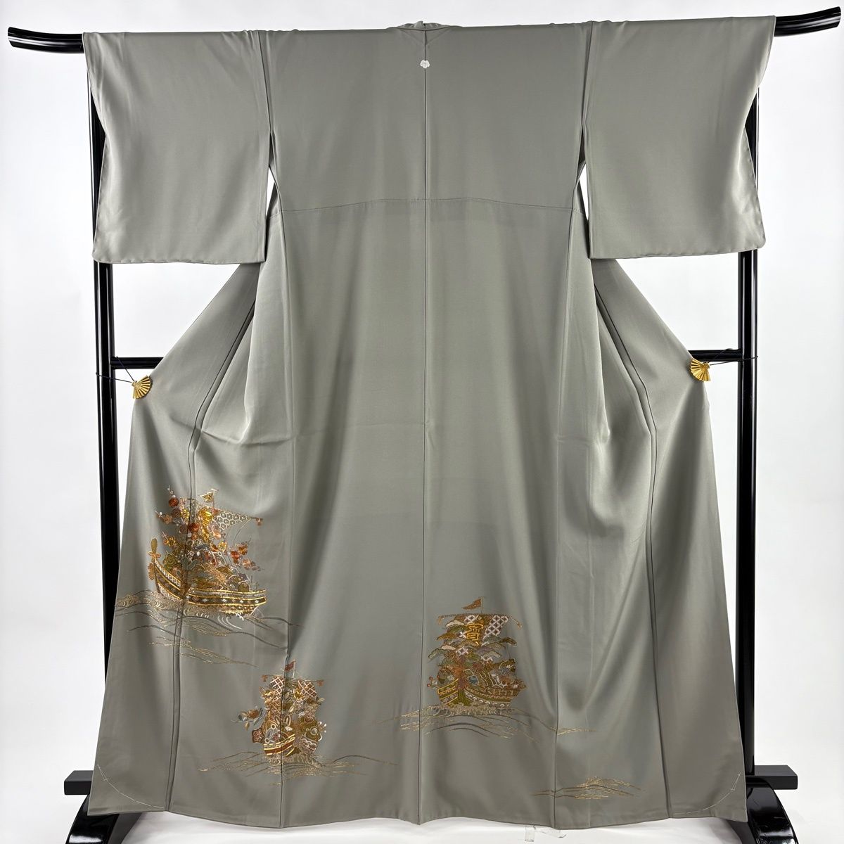 色留袖 身丈165 cm 裄丈67 5 L 袷 宝船 枝梅 刺繍 金糸 灰色 正絹 秀品 一つ紋