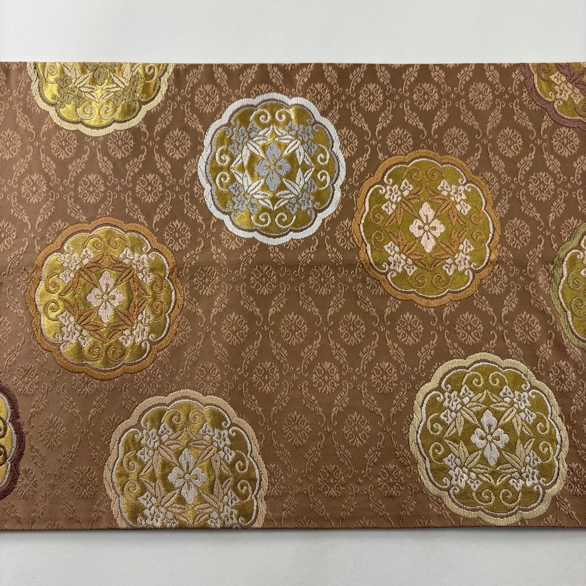 美品】 袋帯 秀品 華文 花唐草 刺繍 赤茶 六通 正絹 【】