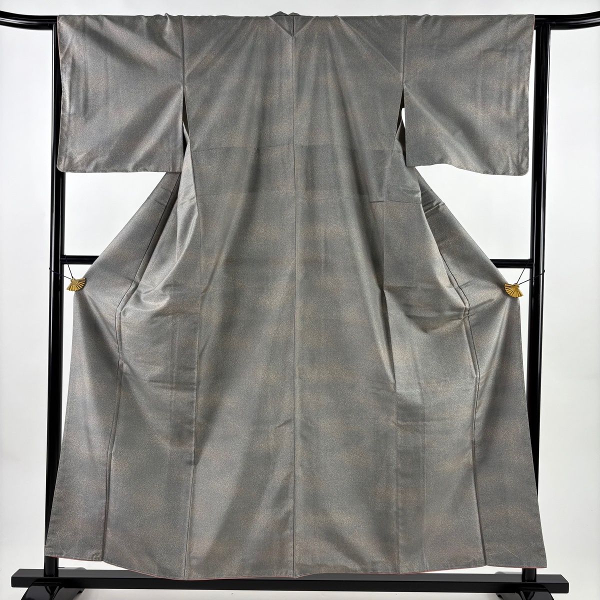 小紋 身丈156 cm 裄丈64.5 M 袷 大島紬地 証紙 ぼかし柄 灰色 正絹