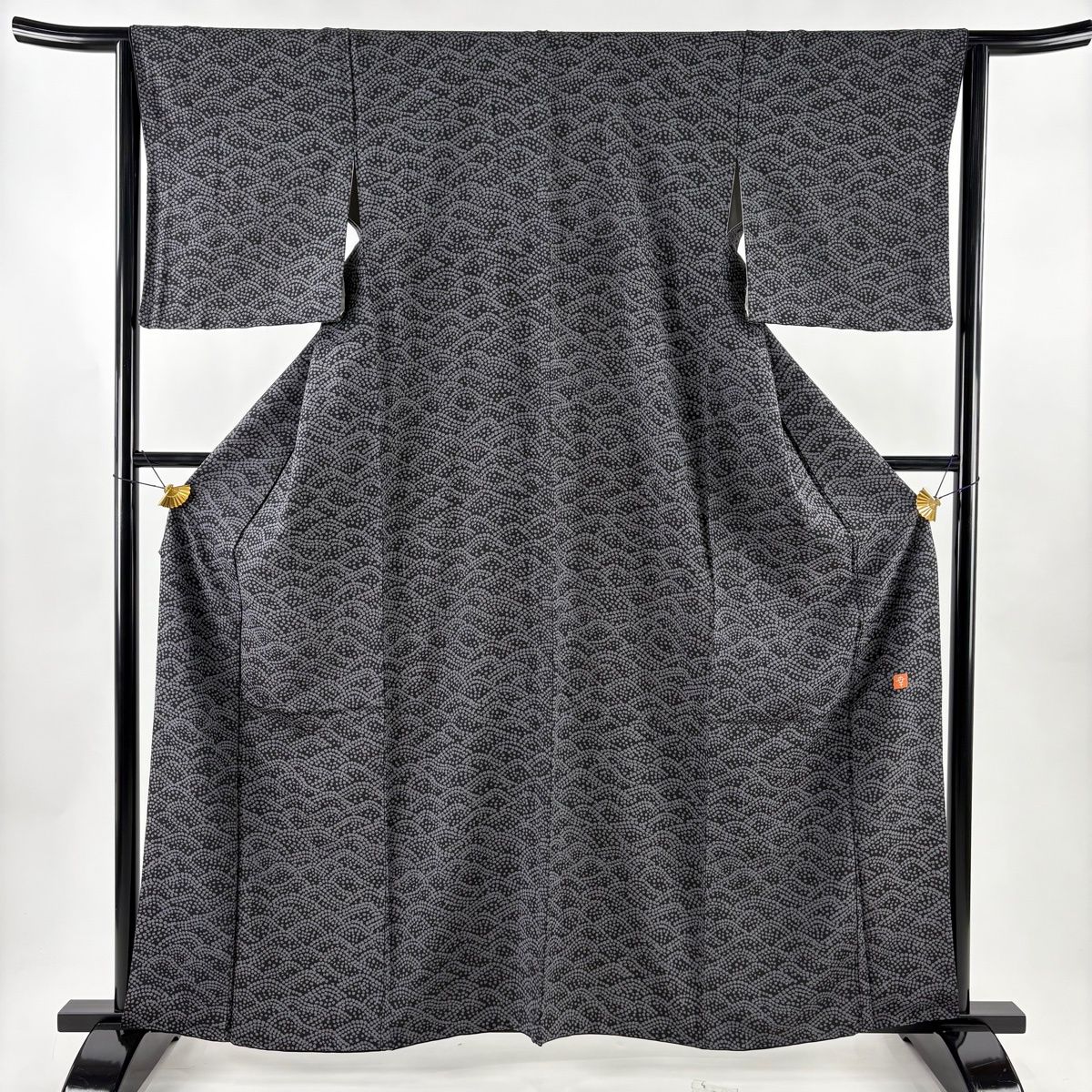 美品】 小紋 身丈160.5cm 裄丈64.5cm M 袷 花井幸子 落款 幾何学模様