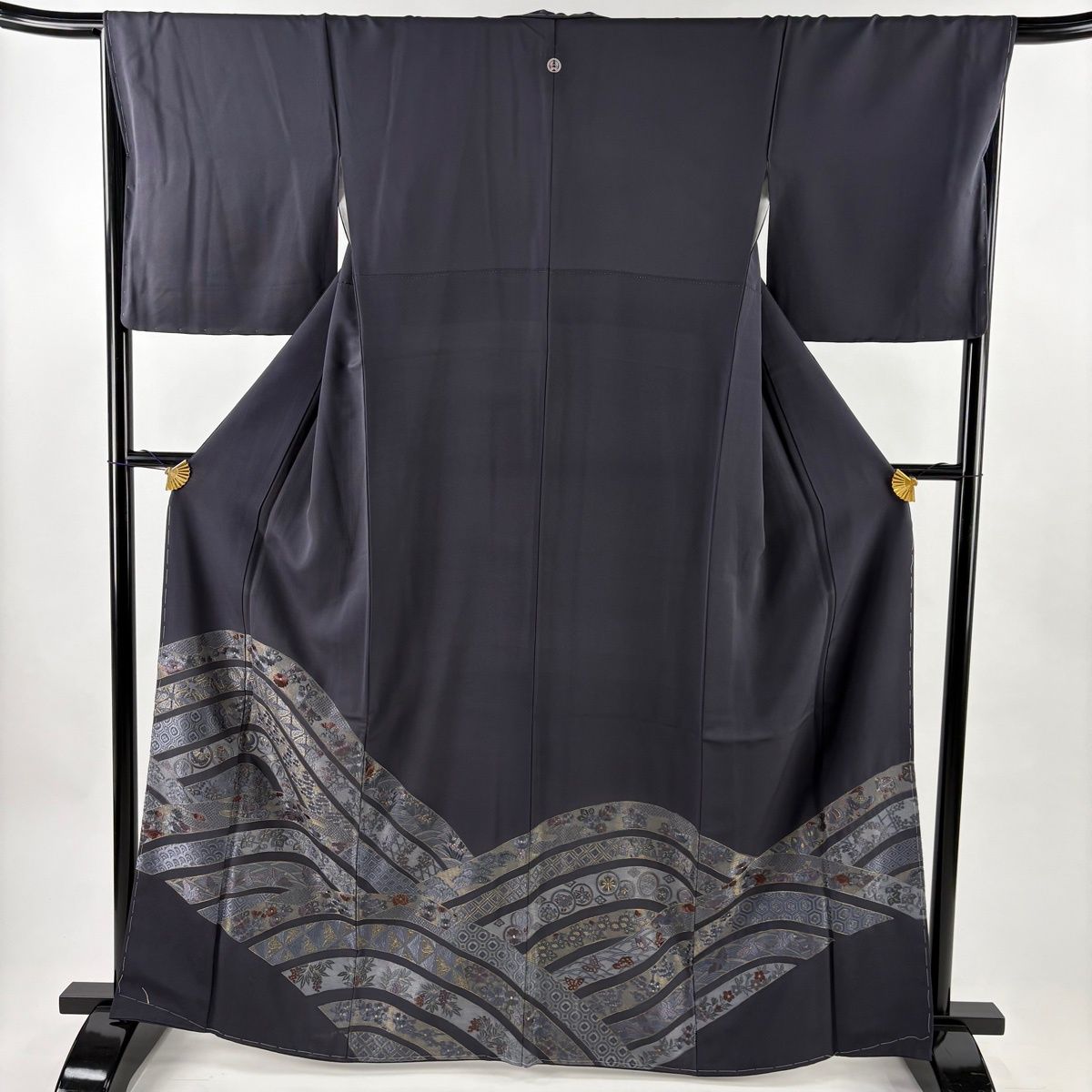 色留袖 身丈164 cm 裄丈66 M 袷 波 草花 刺繍 金糸 灰紫 正絹 一つ紋