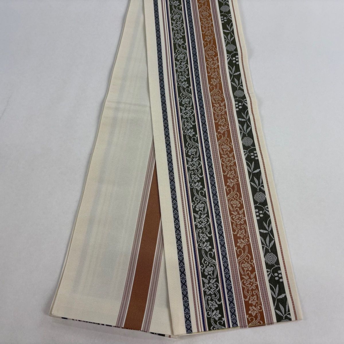 半幅帯 優品 証紙 博多織 花唐草 笹鶴 クリーム 正絹