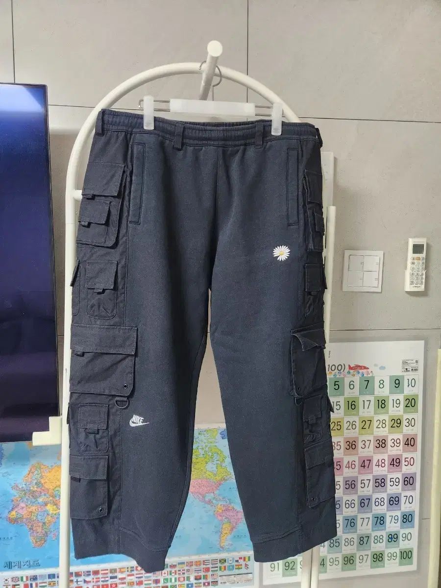 ナイキ ピースマイナスワン カーゴ ズボン