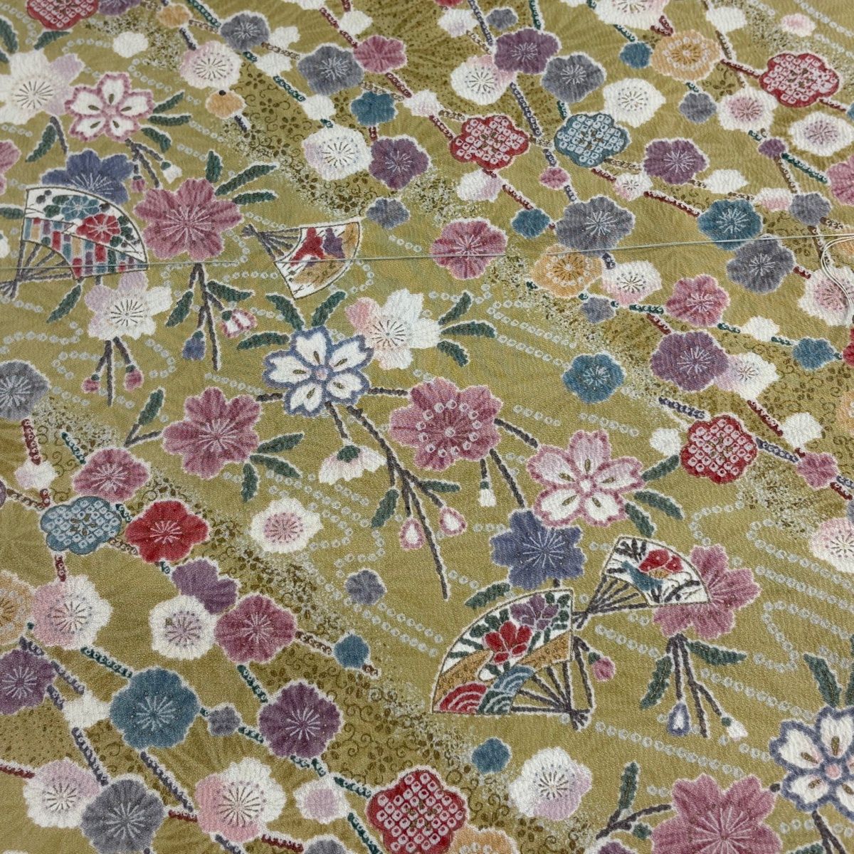 反物 秀品 小紋 枝梅 扇 金彩 黄土色 正絹 【中古】 - メルカリ