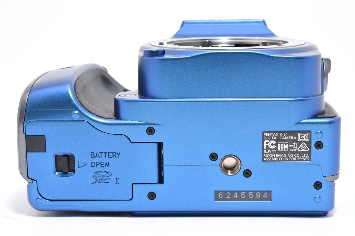 ☆極上美品☆ペンタックス PENTAX K-S1 ブルー ボディ《ショット回数