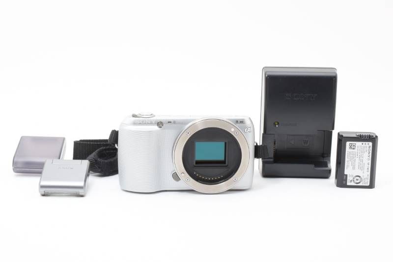 超美品 ソニー NEX-C3 ミラーレスデジタルカメラボディ シルバー Sony カメラ 【実用光学美品】Sony ソニー NEX-C3 シルバー ボディ ショット