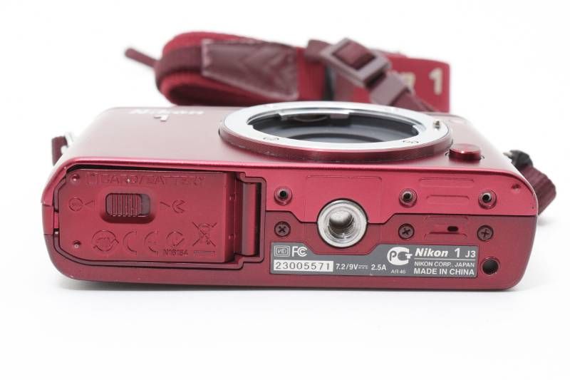 実用光学美品】Nikon ニコン Nikon1 J3 赤 レッド ボディ シャッター数