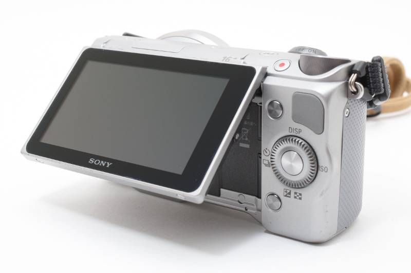 実用光学美品】Sony ソニー NEX-5R ボディ シルバー ショット数6557枚