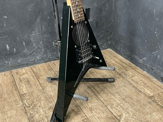 音出しOK CHARVEL JACKSON アンプ内蔵 エレキギター 【中古