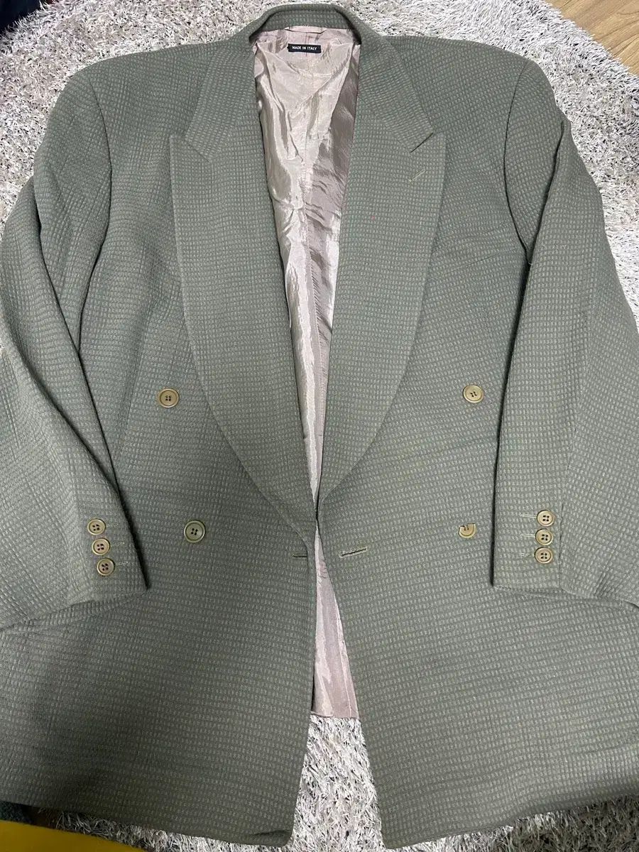 イタリア製 ジョルジオ アルマーニ ダブル 110