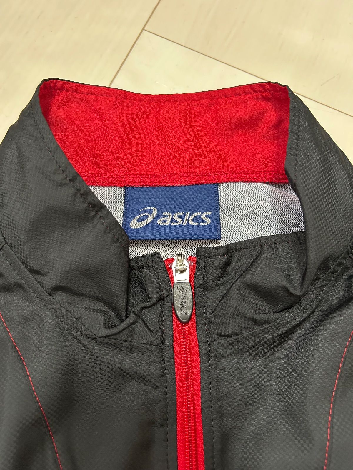 ⭐️美品⭐️アシックス asics ジャケット ウィンドブレーカー ロゴ