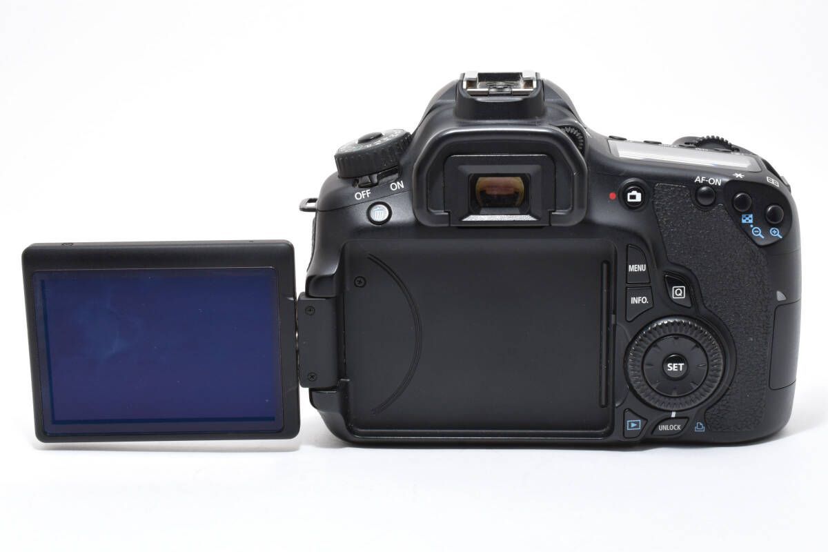 デジタル一眼レフカメラ 011
