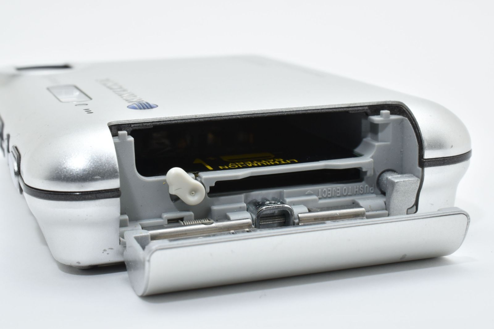 ☆美品☆コニカミノルタ KONICA MINOLTA DiMAGE X1 ブラストシルバー