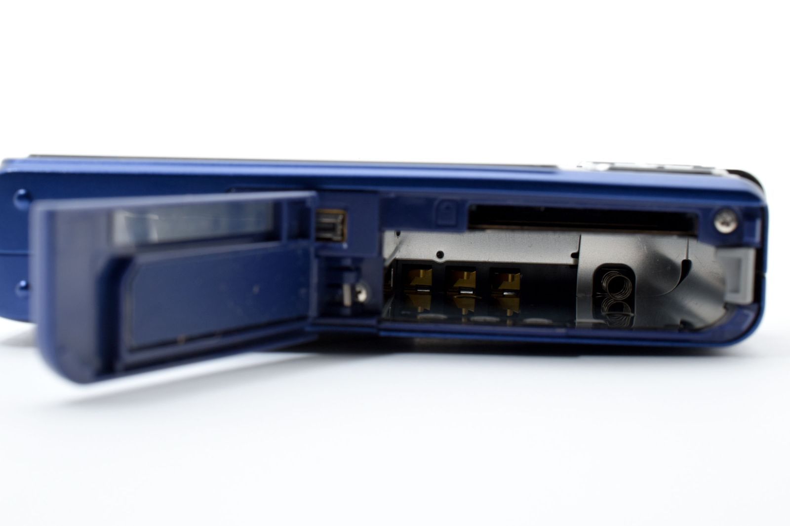 ☆美品☆カシオ CASIO EXILIM EX-Z700 ブルー《動作OK》☆ LL22#6148