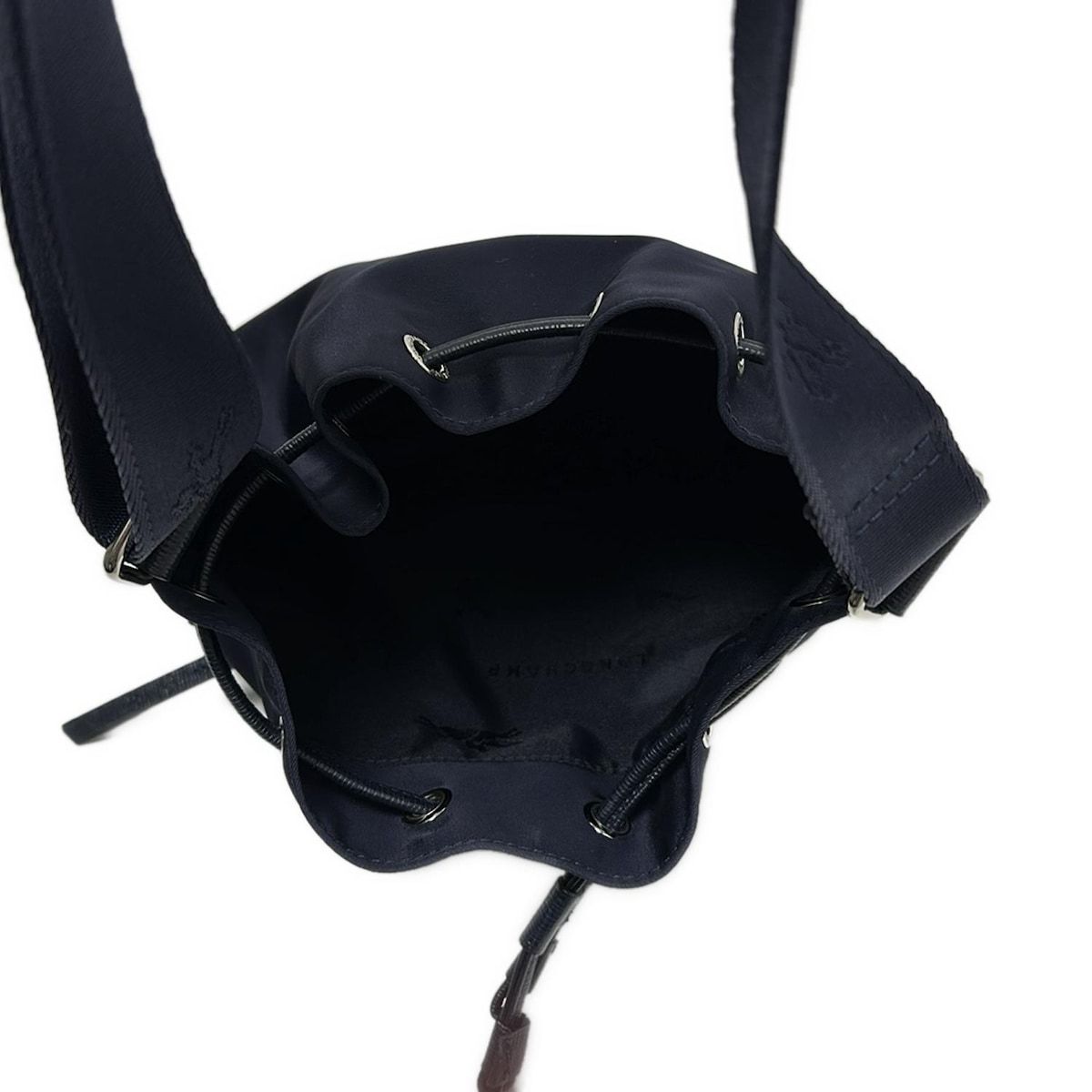 LONGCHAMP(ロンシャン) ショルダーバッグ - ネイビー 巾着型 レザー 