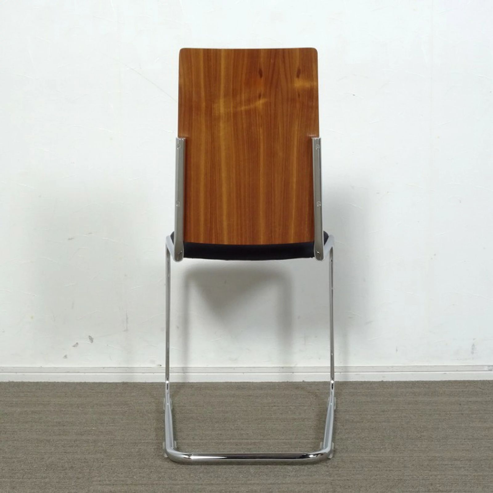 ◾︎SELUNO◾︎ 【展示美品】TECTA テクタ アクタス取扱い / B17