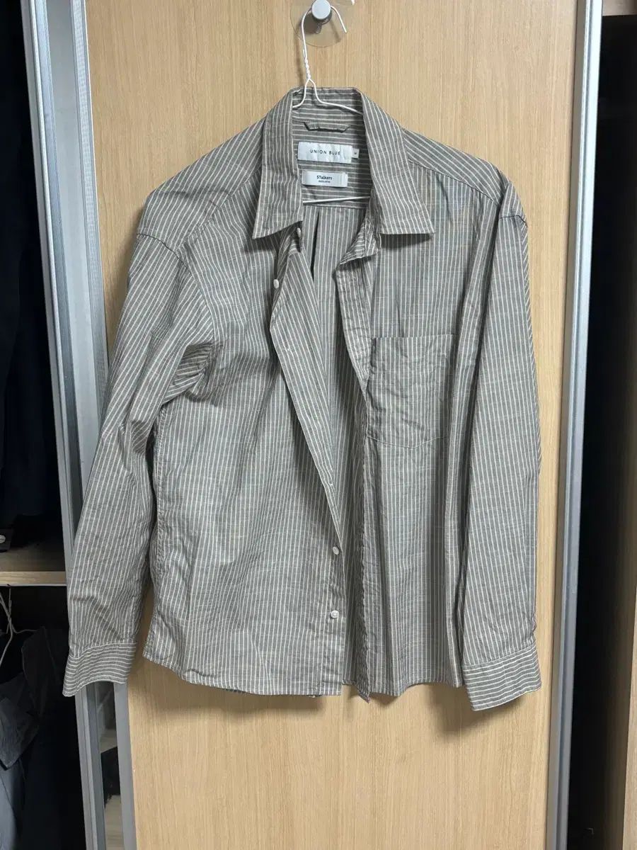 YUNION BLUE ユニオンブルー LOVE YOURSELF 承 Her ストライプ シャツ Mサイズ