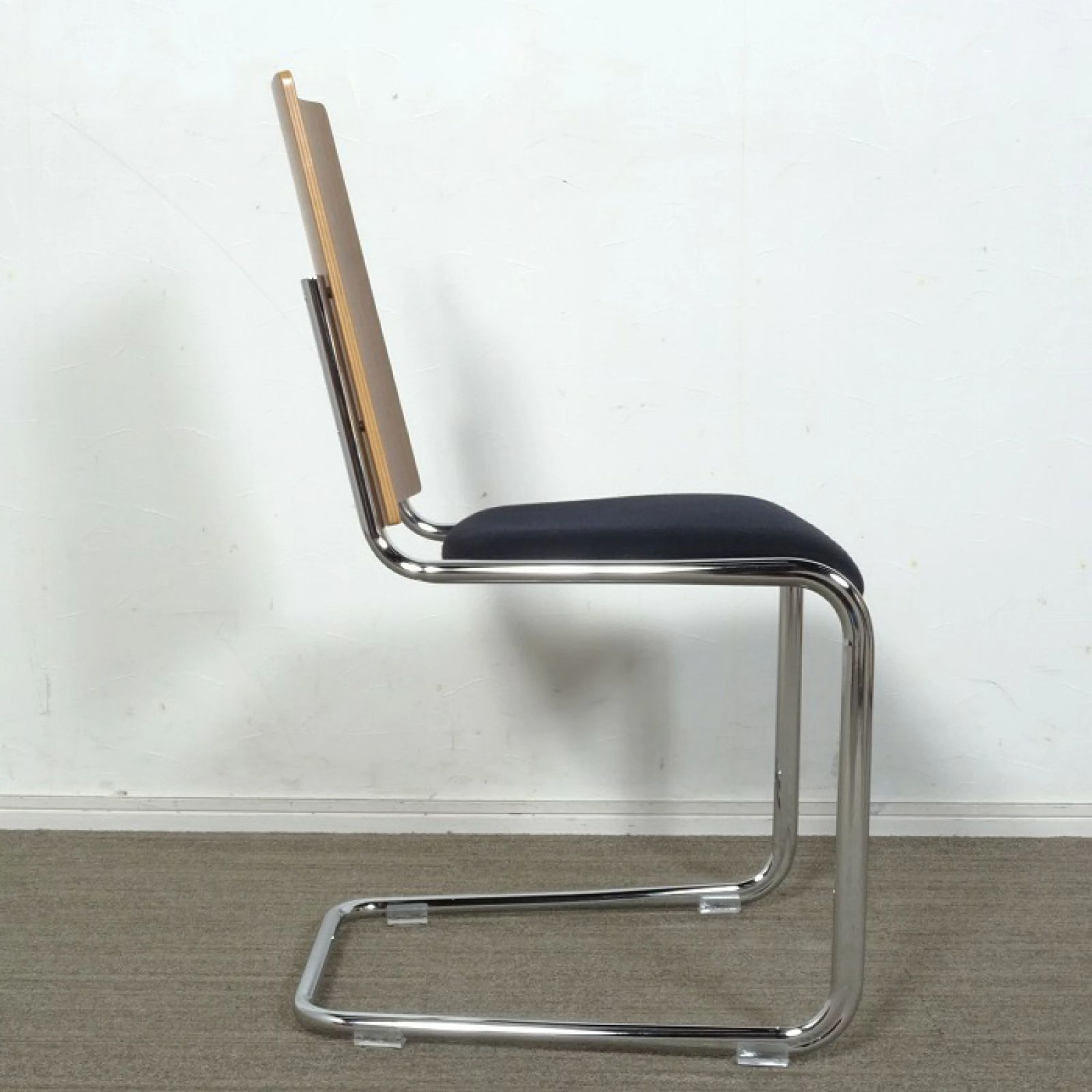 ◾︎SELUNO◾︎ 【展示美品】TECTA テクタ アクタス取扱い / B17