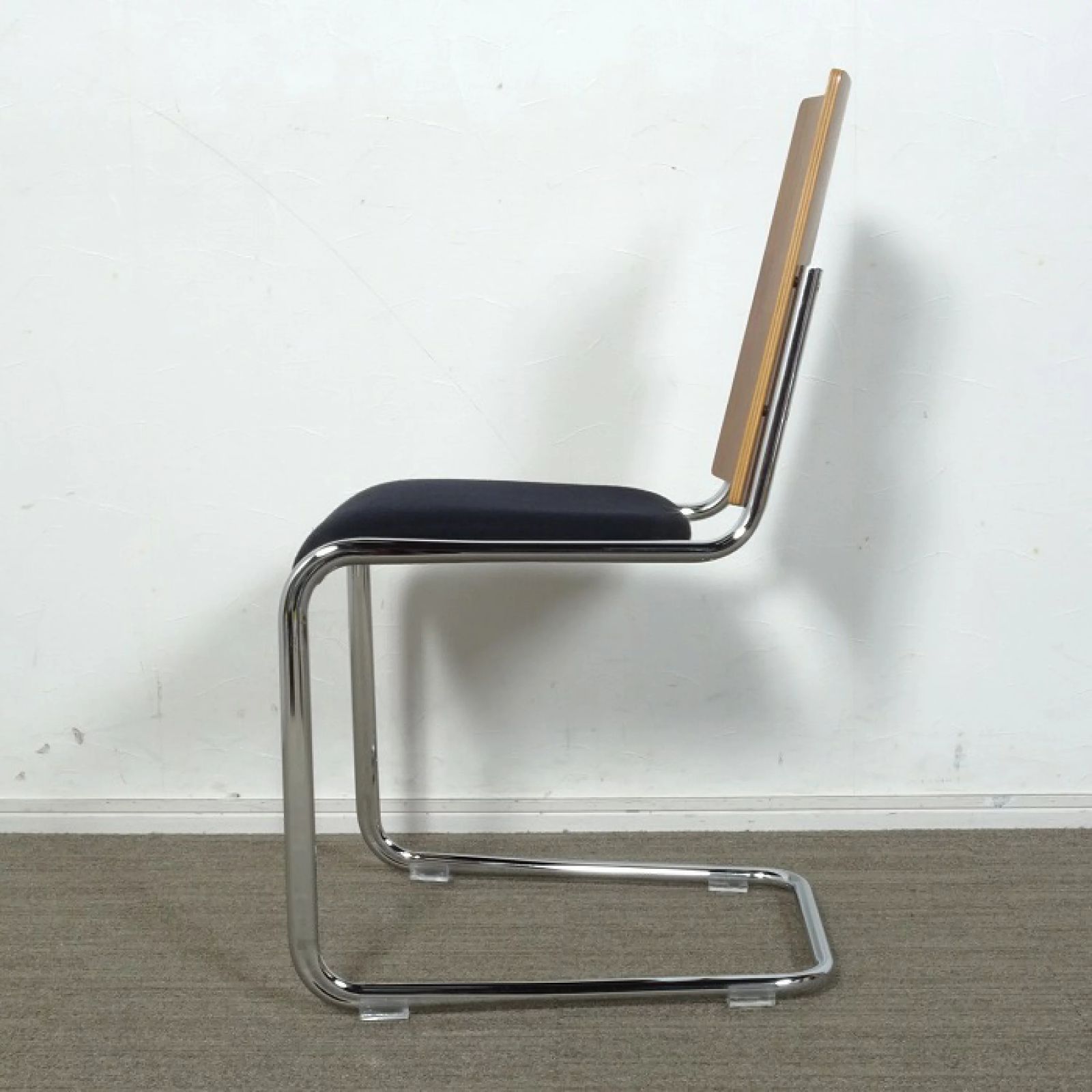 ◾︎SELUNO◾︎ 【展示美品】TECTA テクタ アクタス取扱い / B17