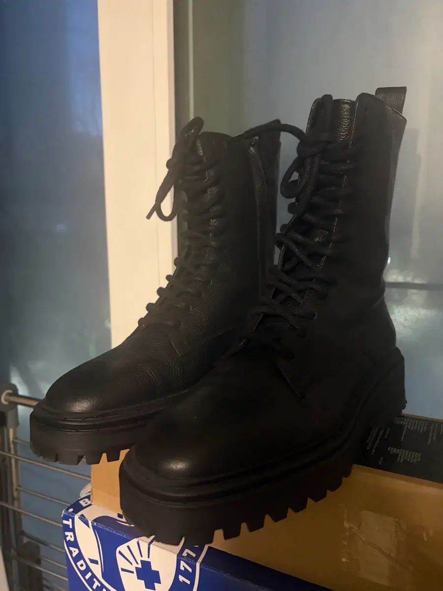 マッシモ ドゥッティ ウォーカーブーツ ブラック 240