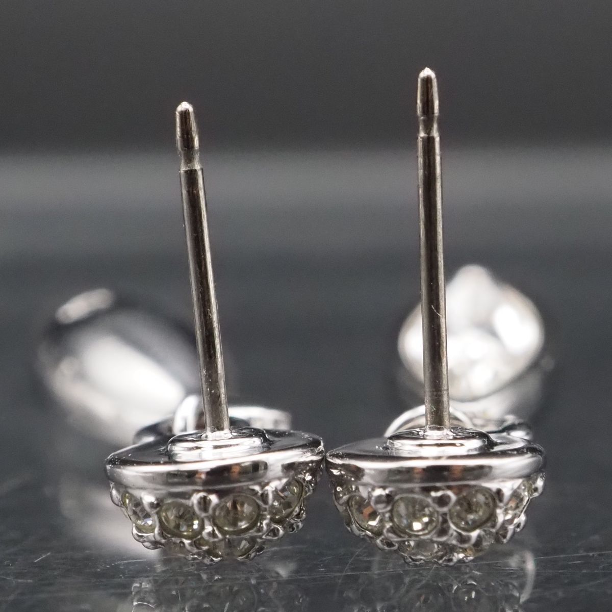 新品　スワロフスキー ダイヤモンド風ピアス J231 スワロフスキー SWAROVSKI ピアス ダイヤモンド風 パヴェ