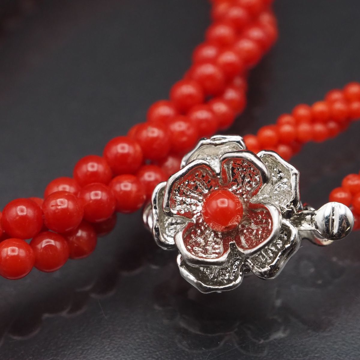 J873 赤珊瑚 サンゴ SILVER刻印 ネックレス 3連 デザイン シルバー 3月