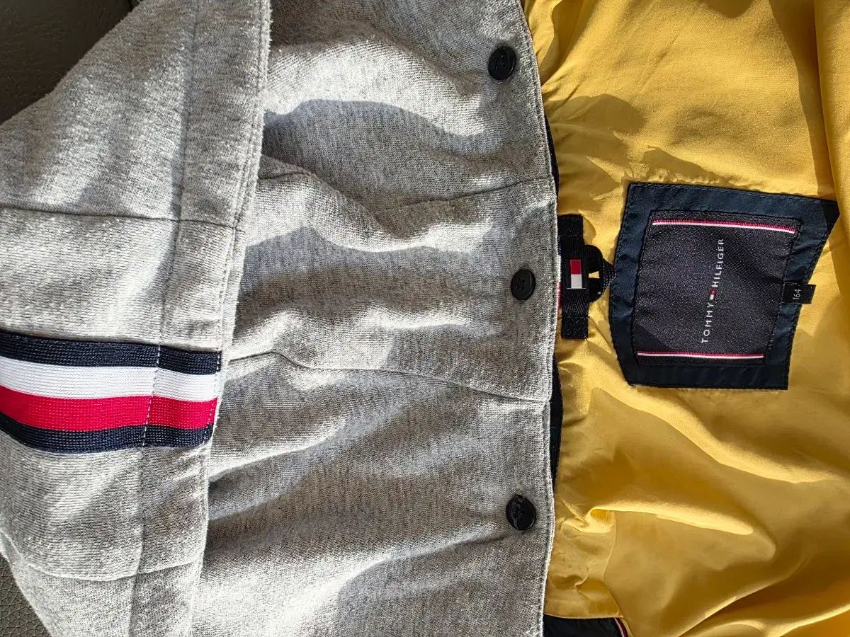 トミーヒルフィガー