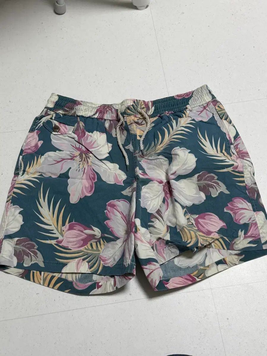 ポロラルフローレン 花柄 ハーフパンツ
