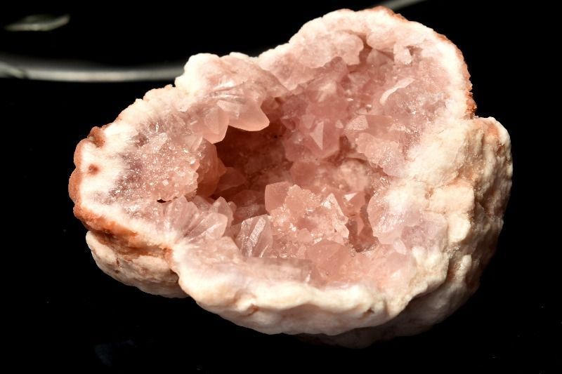 1点物】アルゼンチン産 ピンクアメジスト 53x54x28mm ドーム 原石