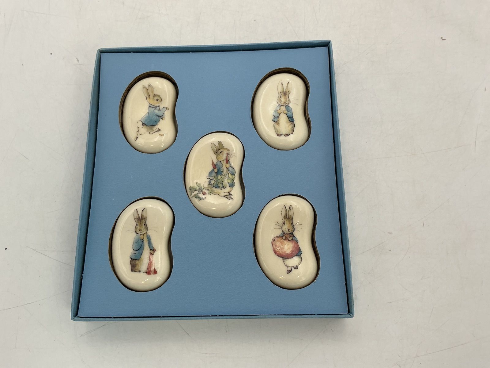 ピーターラビット箸置揃 2セット 陶器箱付き THE WORLD OF PETER