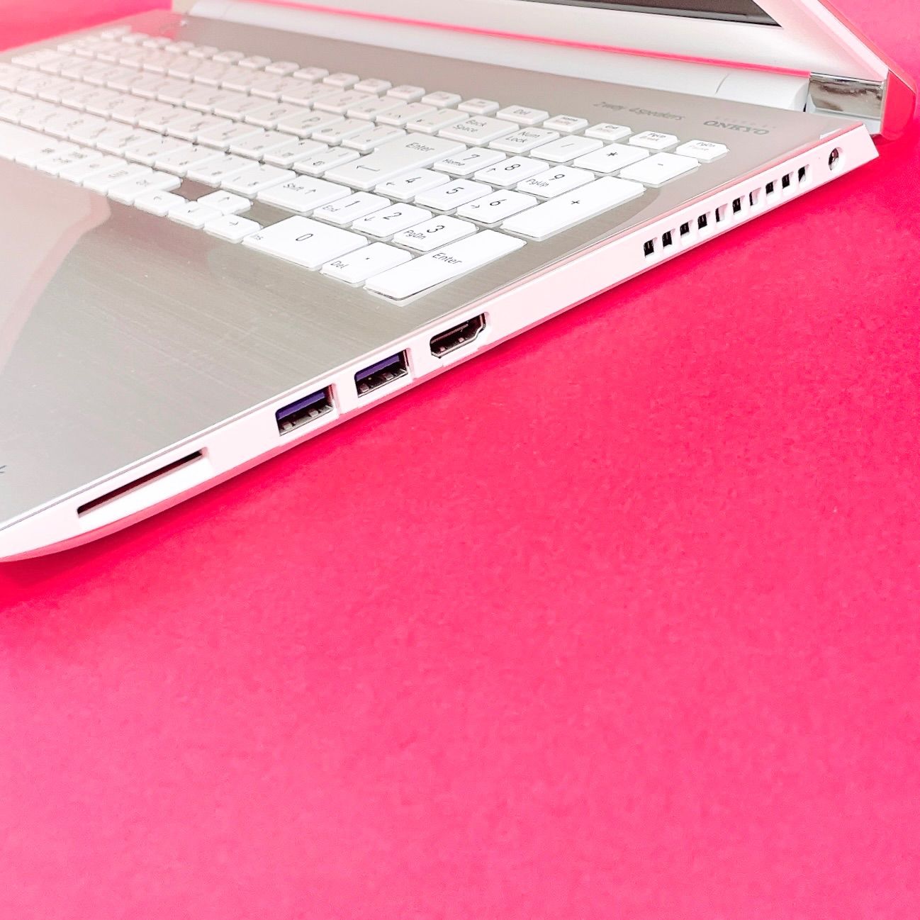 バッテリー良好‼️初心者おすすめ✨️初期設定済みですぐ使える✨薄型