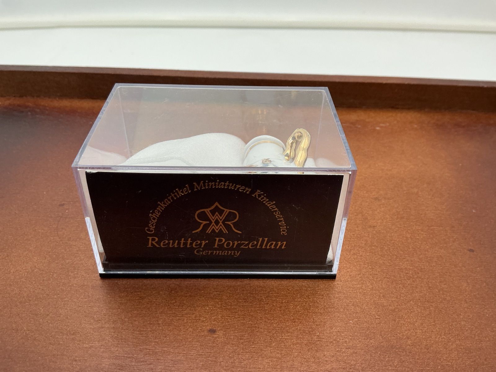 ピーターラビット ドイツ製ミニチュアセットとドイツ製綿棒入れ 美品