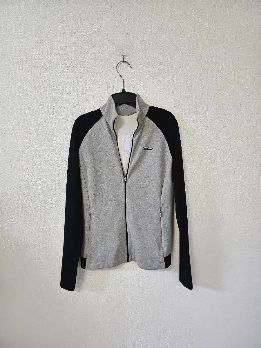 Titleist タイトリスト レディース ゴルフ アウター グレー ブラック