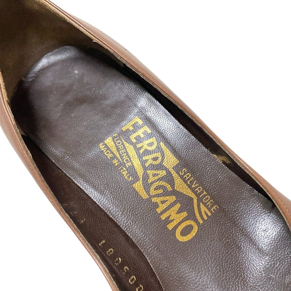 FERRAGAMO/SalvatoreFerragamo(サルバトーレフェラガモ) パンプス 3 1