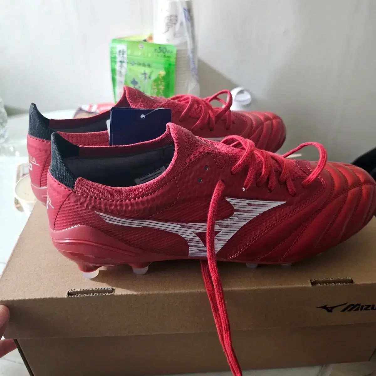 ミズノ モレリア NEO 4 ベータ エリート 235 サッカーシューズ