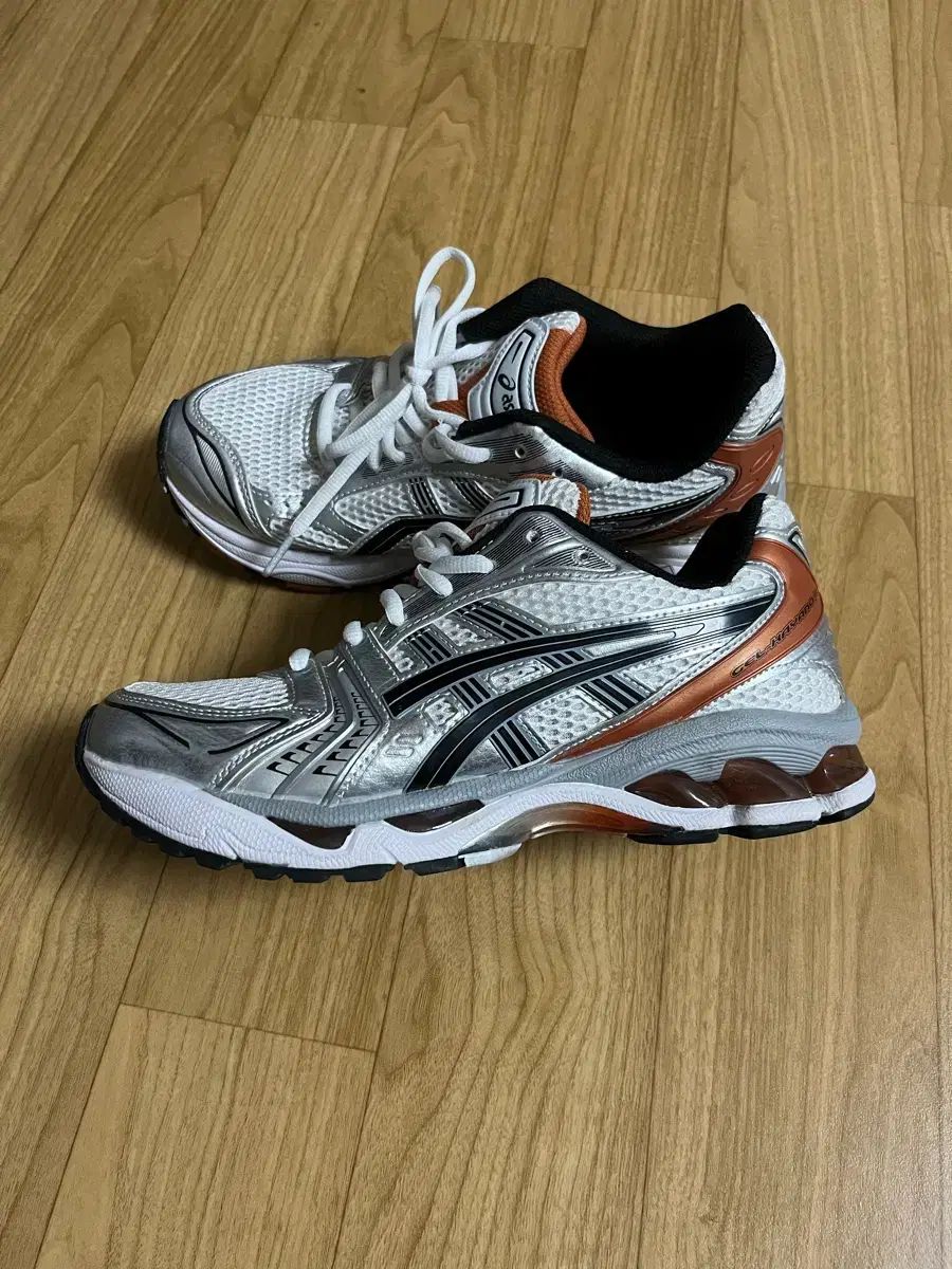 アシックス ゲル カヤノ 14 白 ピジョン オレンジ 265 mm