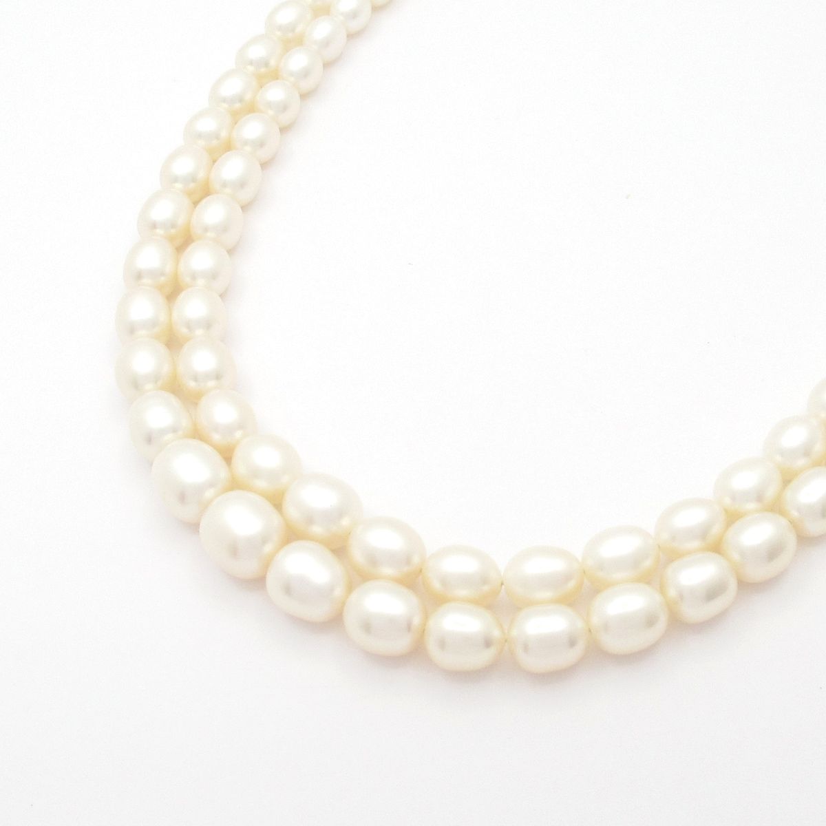 Unbranded ノーブランド ネックレス 白×シルバー 楕円パール グラデーション 二連 約6.5 mm～約10.0ｍｍ