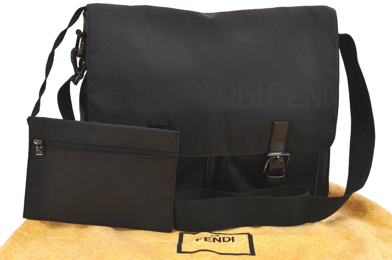 FENDI フェンディ ヴィンテージ ショルダークロスボディーバッグ ナイロン レザー ブラック 4781 N