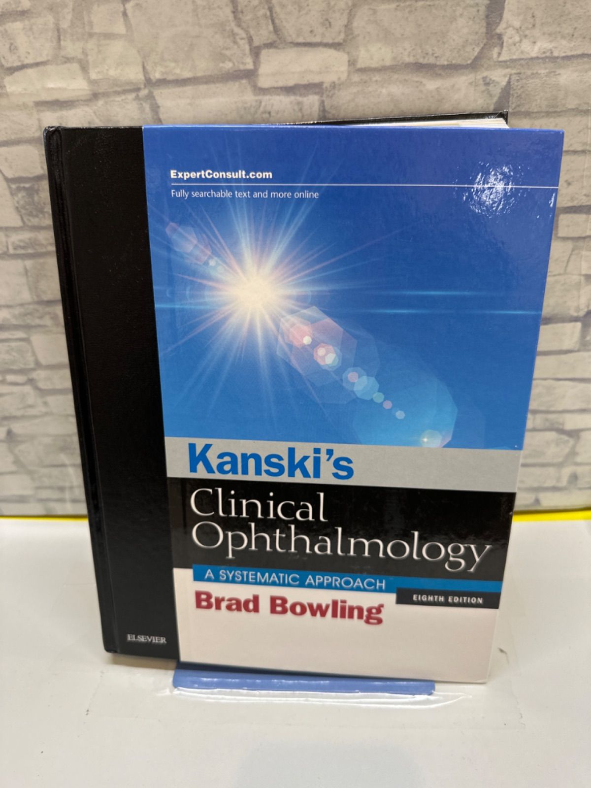 Y 3-76 Kanski s Clinical Ophthalmology Brad Bowling