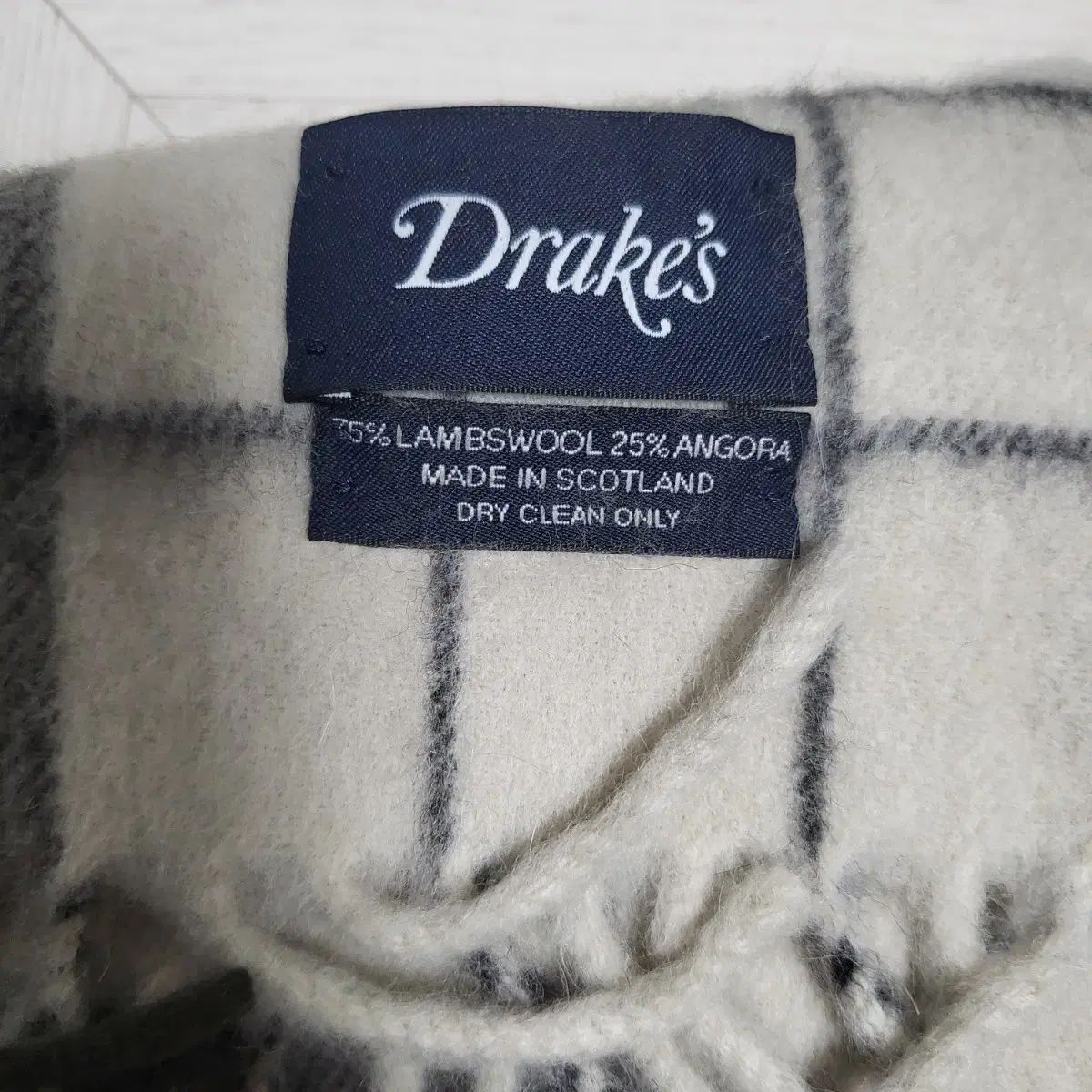 ドレイクス Drake's ラムウール アンゴラ CHECK マフラー - メルカリ