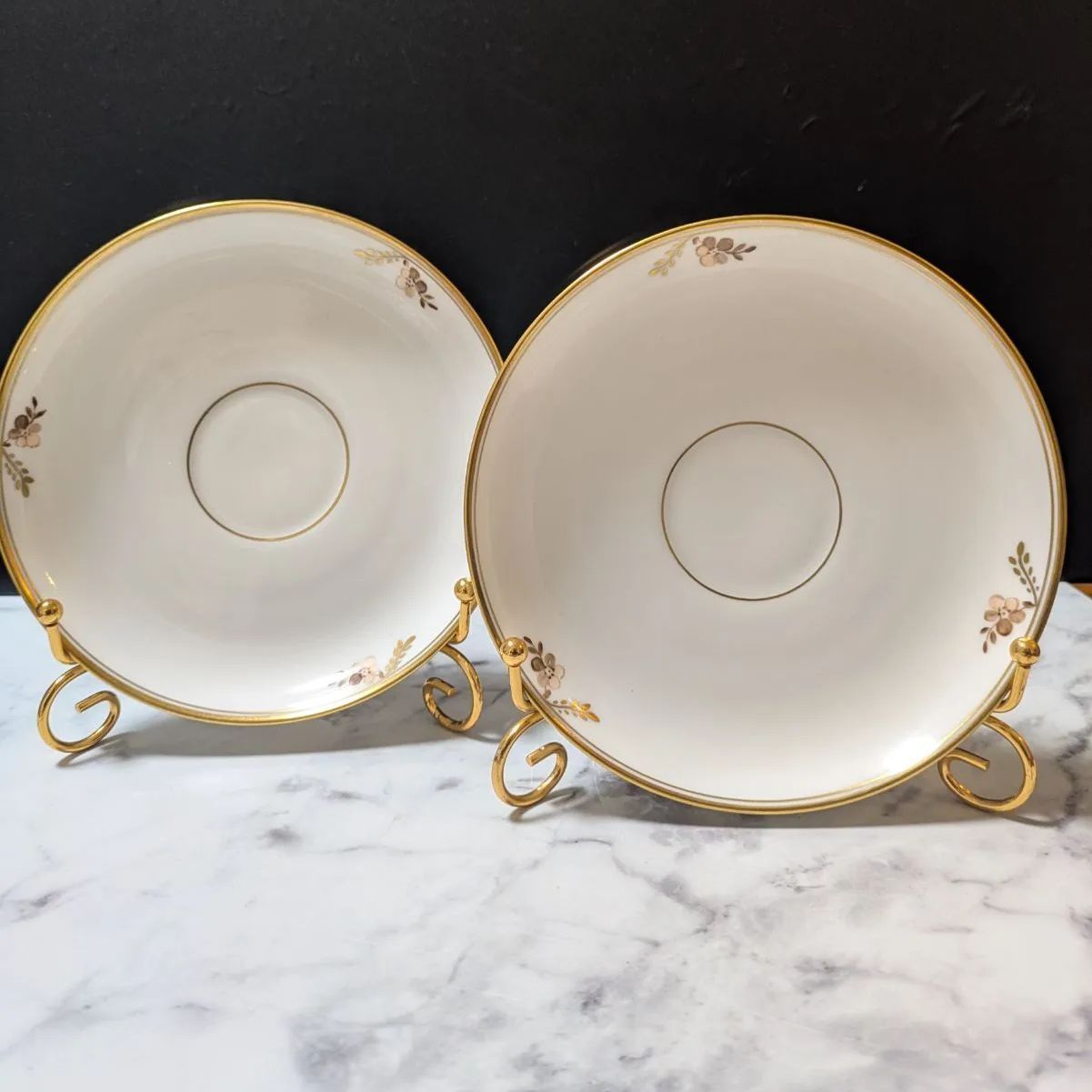 品 ロイヤルコペンハーゲン ゴールデンバスケット ブラウンローズ 金彩