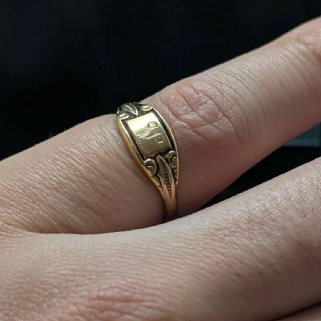 V”シグネットリング 10K GF 刻印 イニシャル ピンキー ゴールド