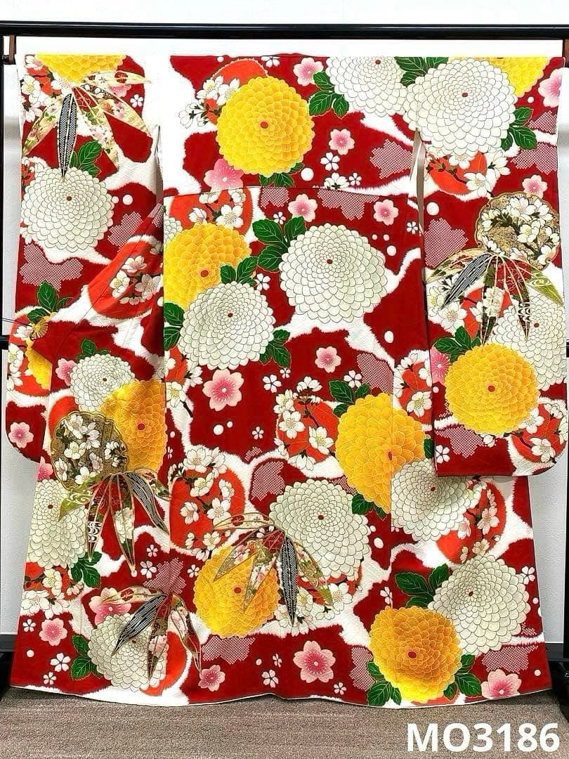 振袖 金駒 金彩 大輪 紋意匠 身丈160cm パールトーン加工済 MO3186