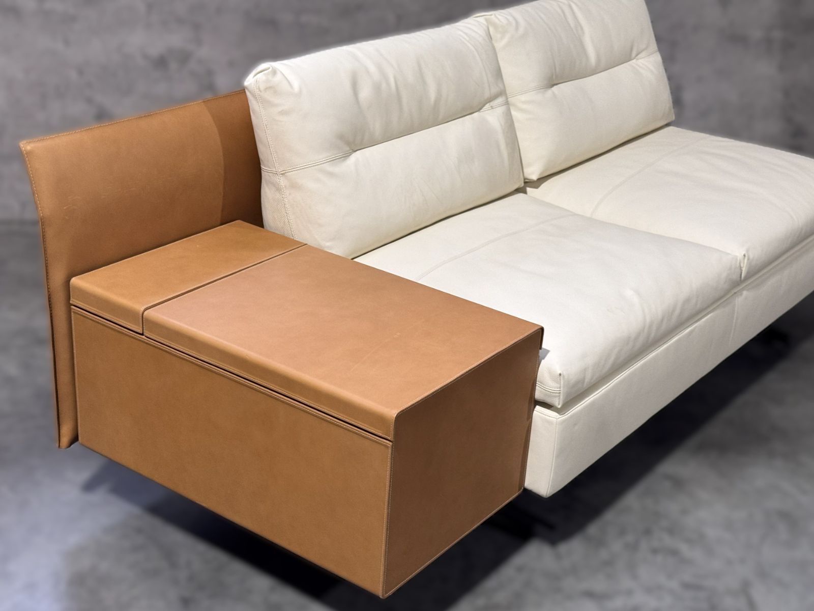 GranTorino 2人掛けソファ