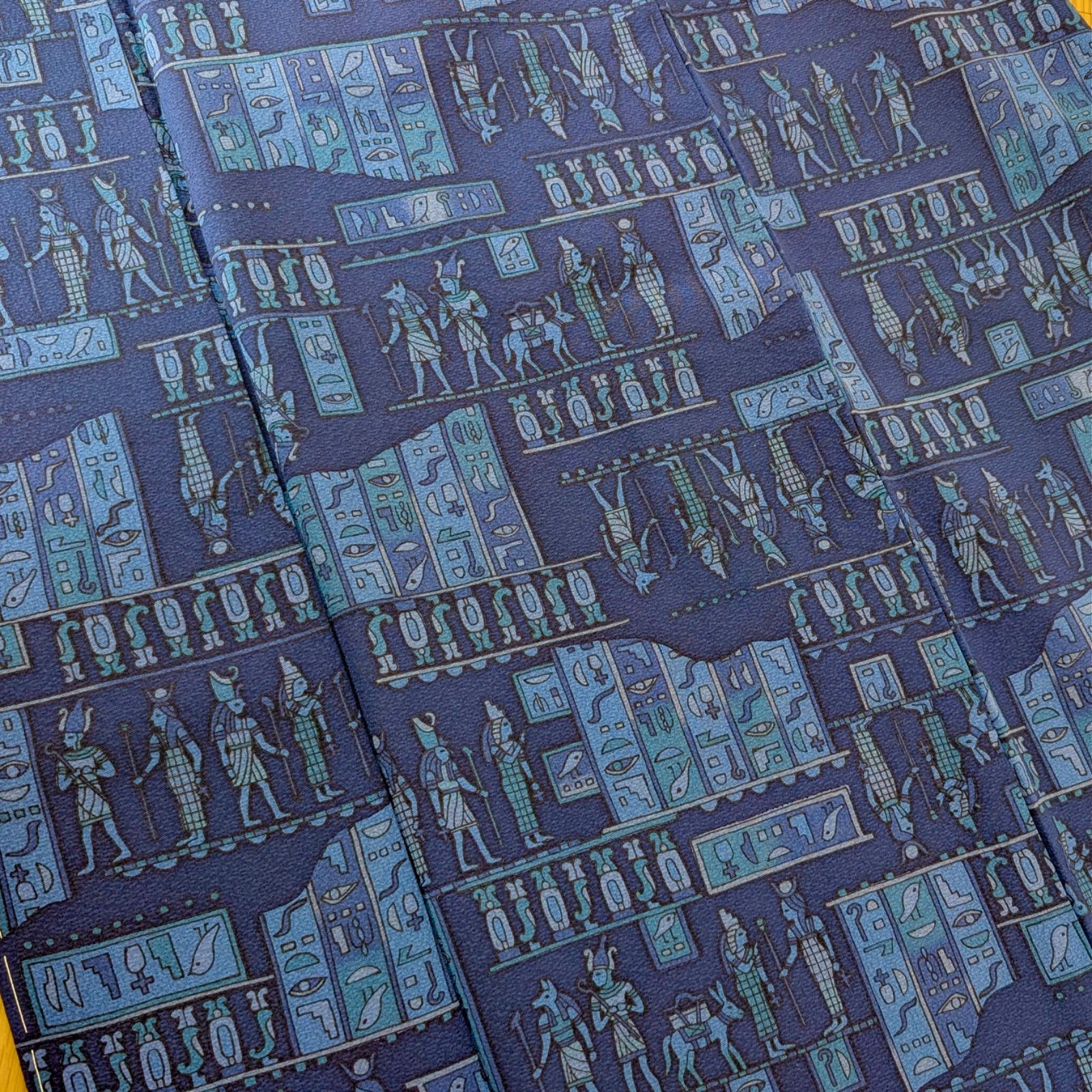 未使用品 逸品 お洒落 コプト紋様 藍染 正絹 小紋 K1070 - メルカリ