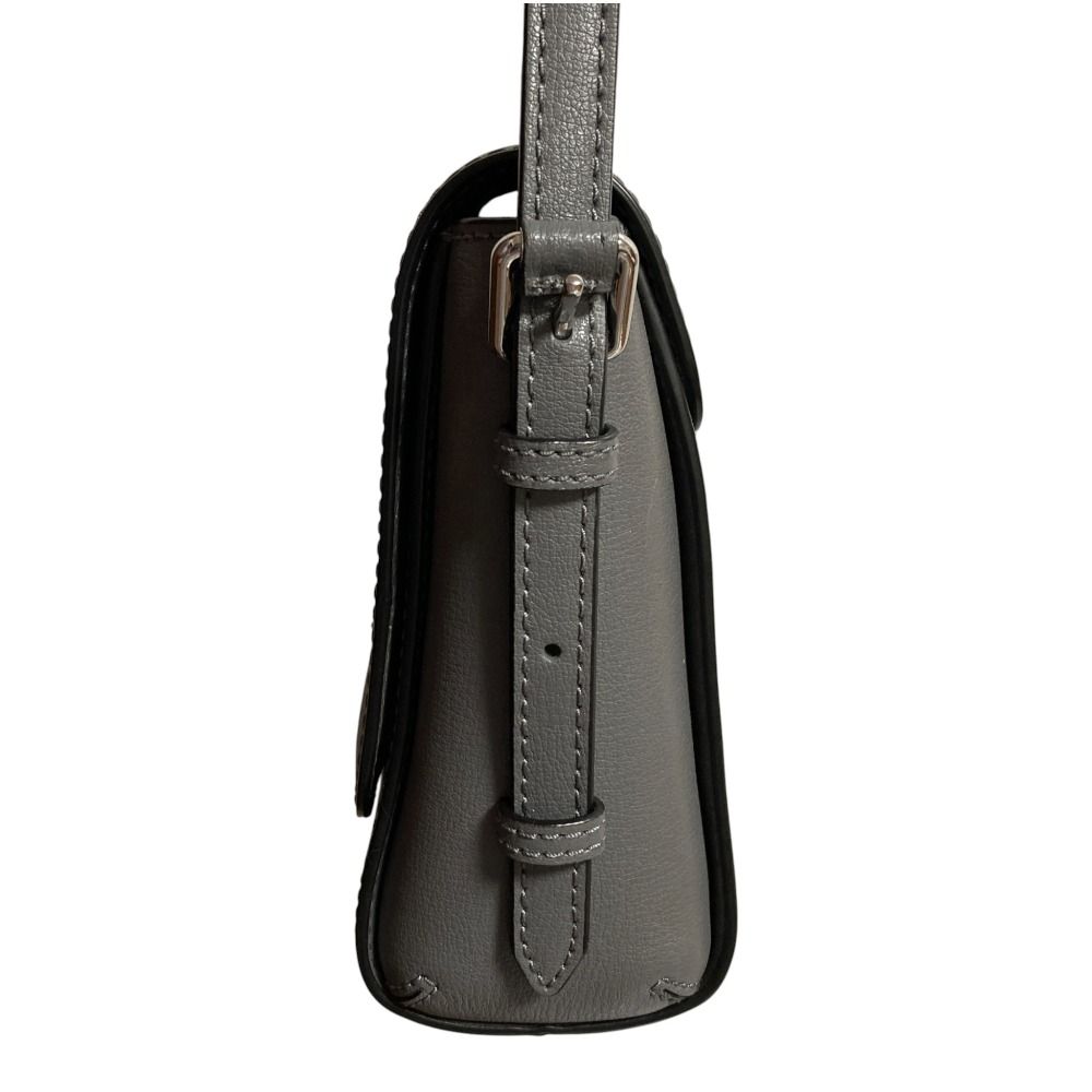 新品同様 MARC JACOBS マークジェイコブス THE COMMUTER MEDIUM