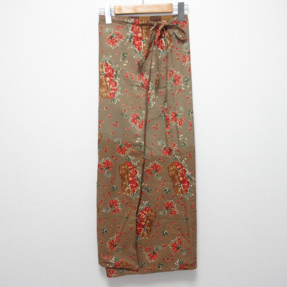 ワンダフルワールドのスカートです 良品 WONDERUL WORLD ワンダフルワールド フルーツ柄 ロング ラップ