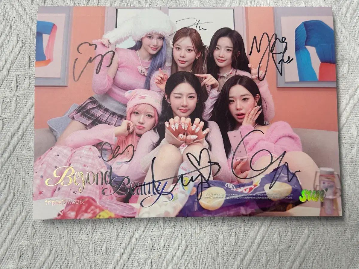 tripleS msnz サイン入り アルバム - メルカリ tripleS msnz サイン入り アルバム - メルカリ