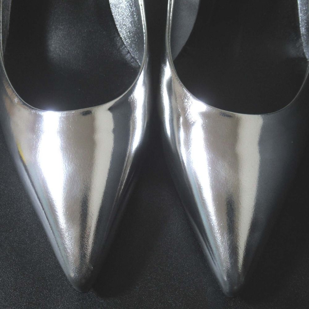 新品同様 Roger Vivier ロジェヴィヴィエ ポインテッドトゥ ハイヒール