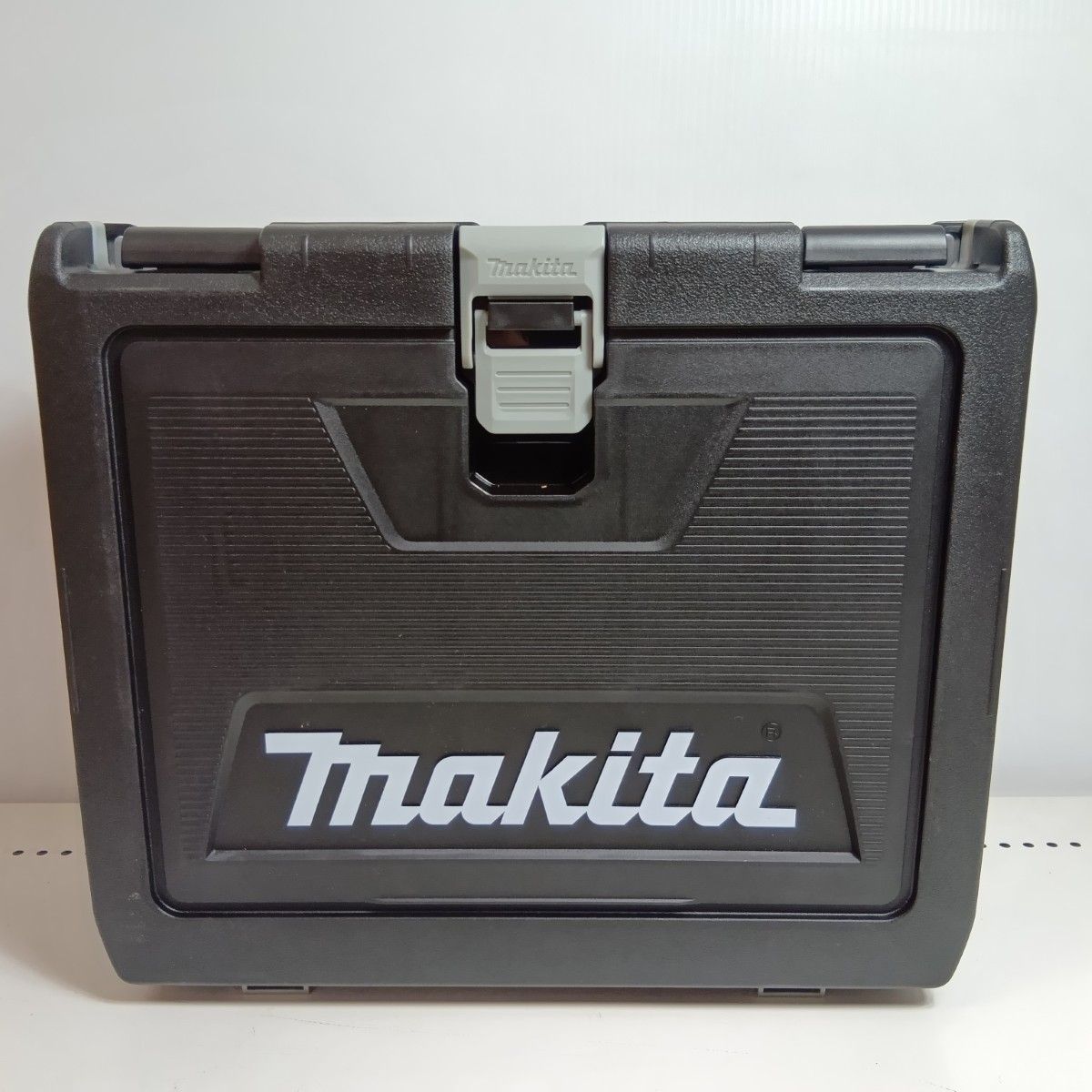  MAKITA マキタ インパクトドライバ レッド S 充電器 充電池 ケース付 コードレス式 18 v 6 0 Ah 電動インパクトドライバー ドリル ドライバー レンチ
